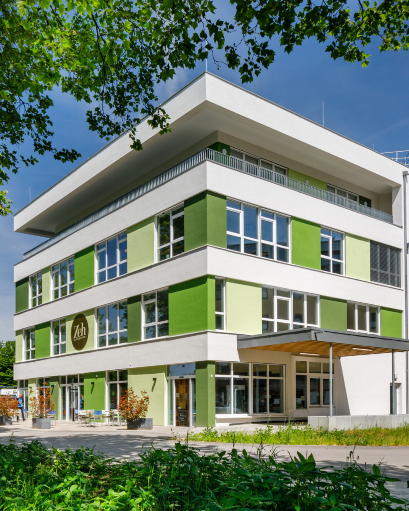 Coworking außenansicht, gründes gebäude